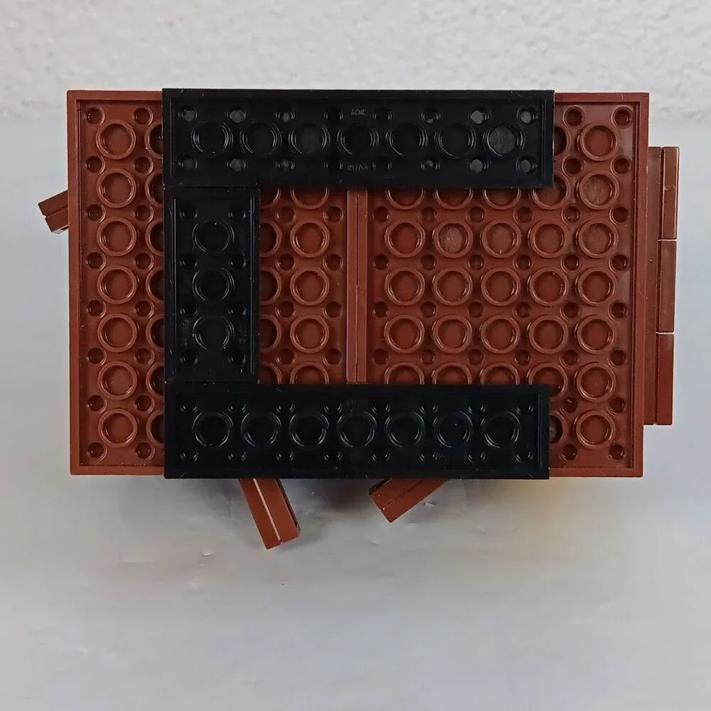Lego Minecraft Bee Cottage Parts Replacement Plus Mini Figures Incomplete Loose